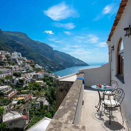 La Torretta Di Fornillo Apartment